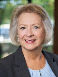 Nancy Kolar headshot