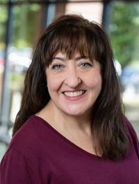 Cathy Peterson Headshot